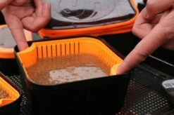 Bait Strainer 3,3 Pint - Guru 6 Bait Strainer 3,3 Pint - Guru -Visuitrusting Winkel 1266183921