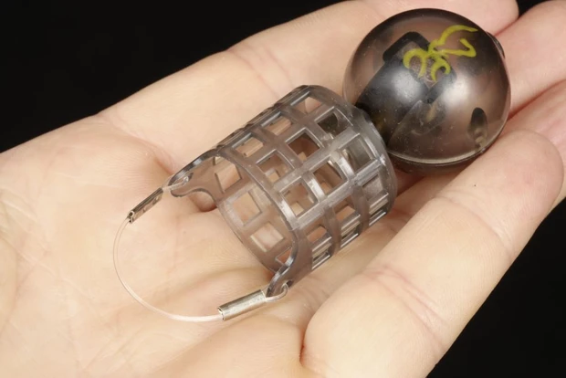 Browning - Feederkorven Xenos Feeder Slow Sinking - Browning 2 Browning - Feederkorven Xenos Feeder Slow Sinking - Browning - Afbeelding 2